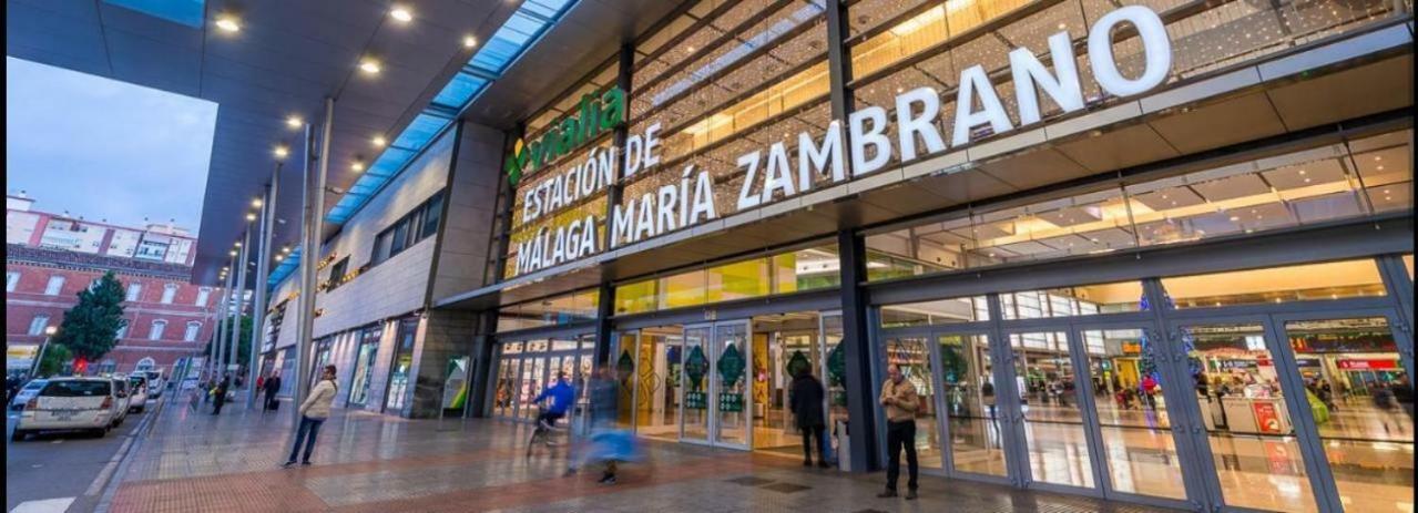 Habitacion Privada Centro Malaga Cerca Tren Maria Zambrano Y Playa Muy Buena Conexion Wifi Málaga Exterior foto