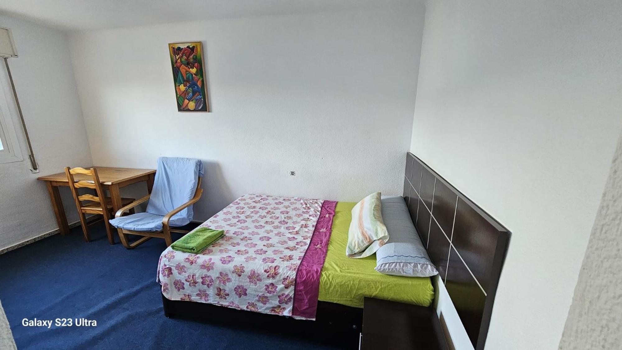 Habitacion Privada Centro Malaga Cerca Tren Maria Zambrano Y Playa Muy Buena Conexion Wifi Málaga Exterior foto